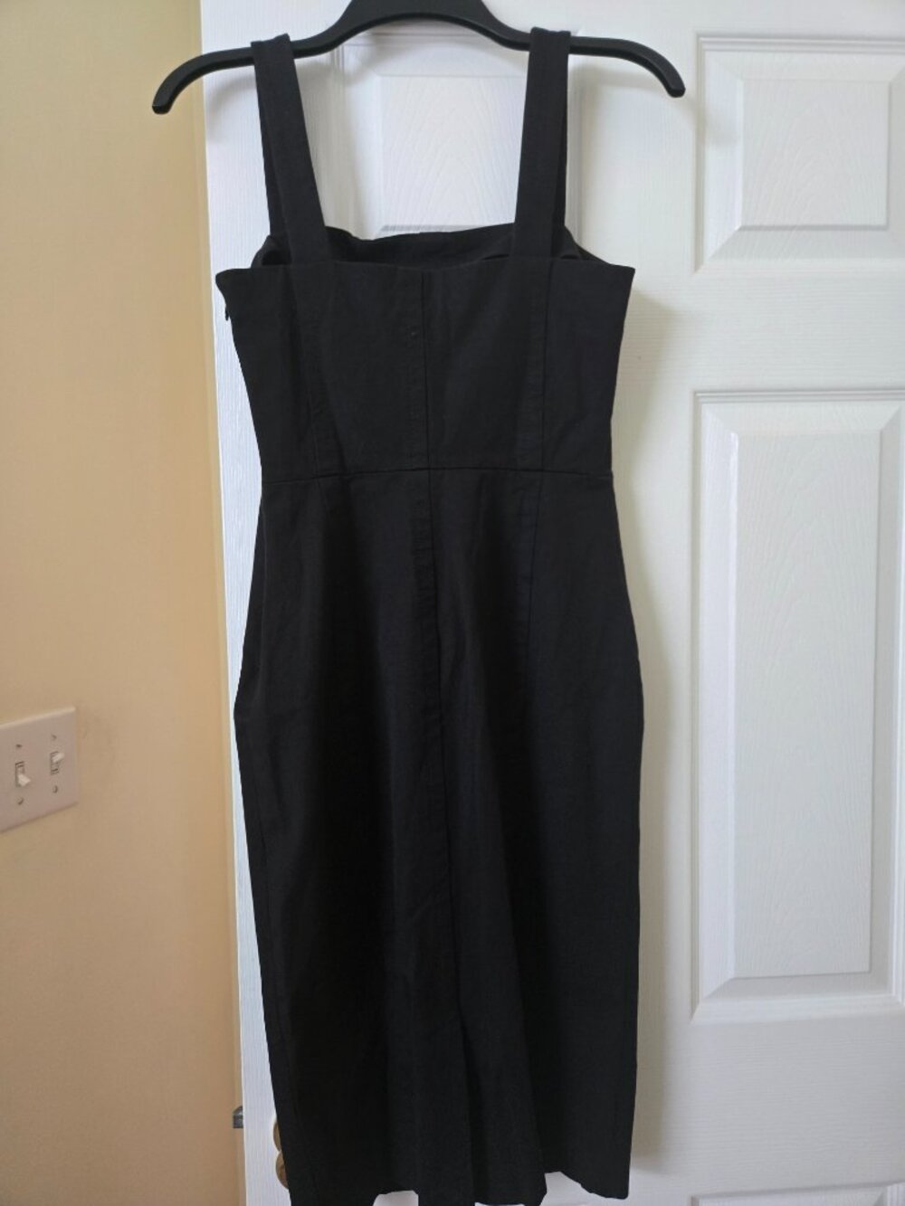 Banana Republic Black Sheath/Cocktail Dress, Size 2, EUC - Picture 2 of 4